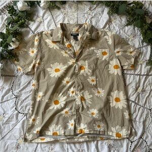 RSQ tan button up floral dairy shirt with pocket